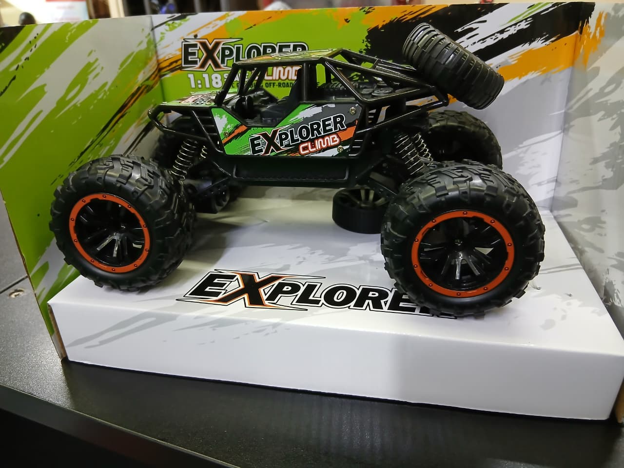Rechargeable Rock Climber RC Monster Truck