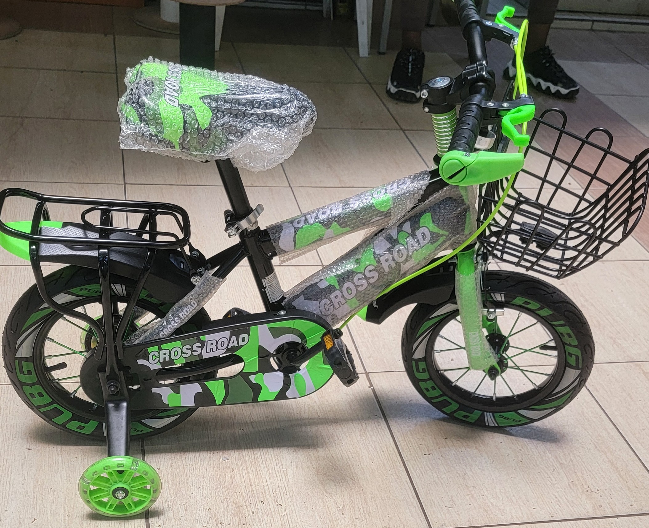 Bonny Baby size 12 Kids Bicycle