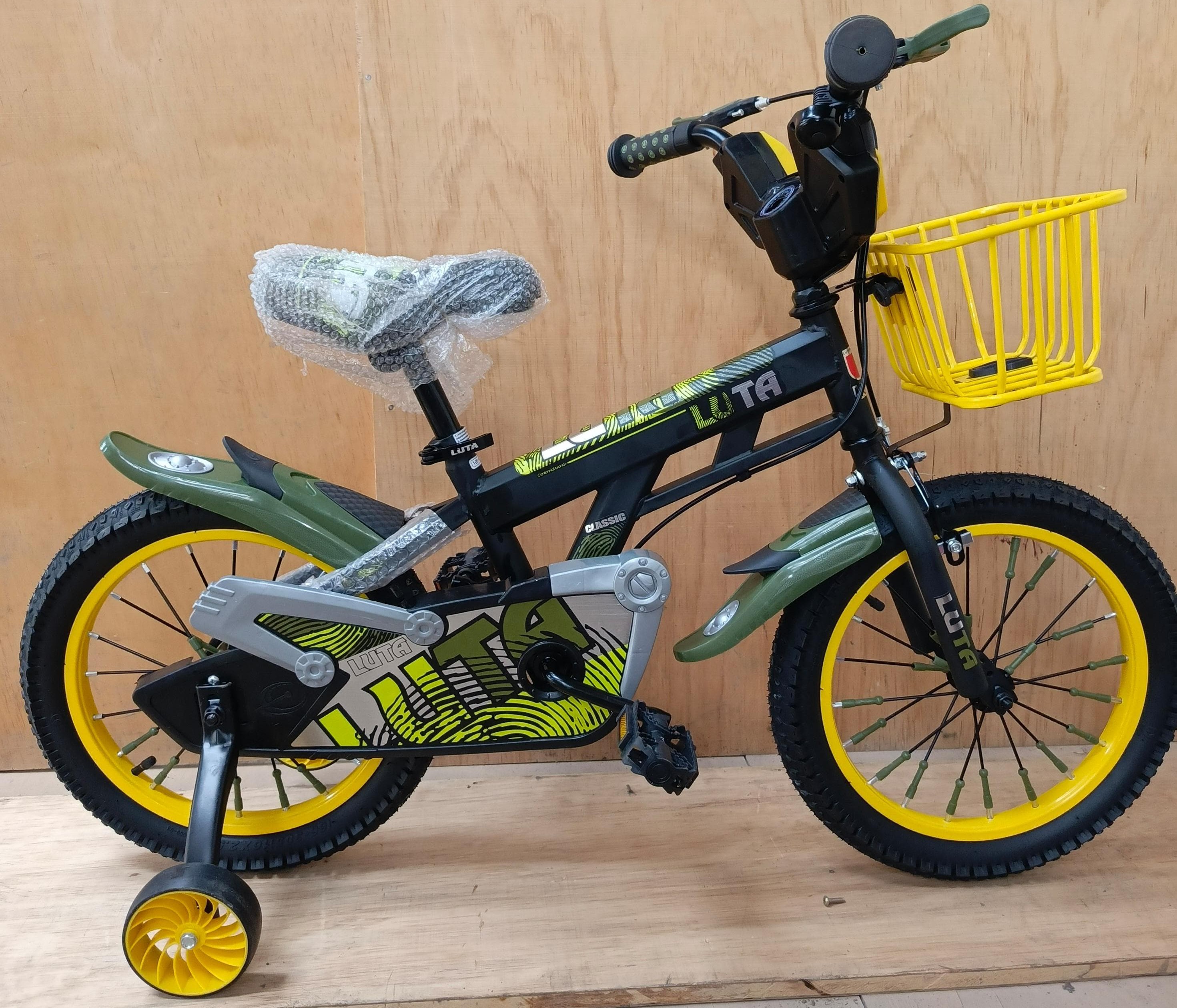 Size 16 with classic spokes  classic spoke wheels for kids aged 5–8