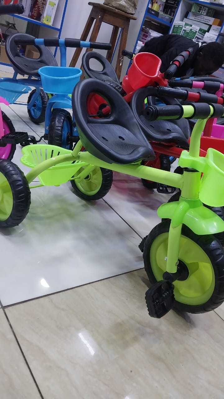 Kids tri cycle