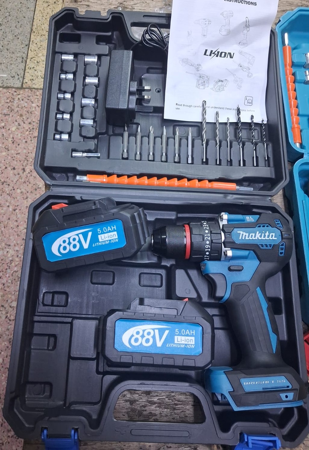 Makita 88V Brushless Cordless Drill Set