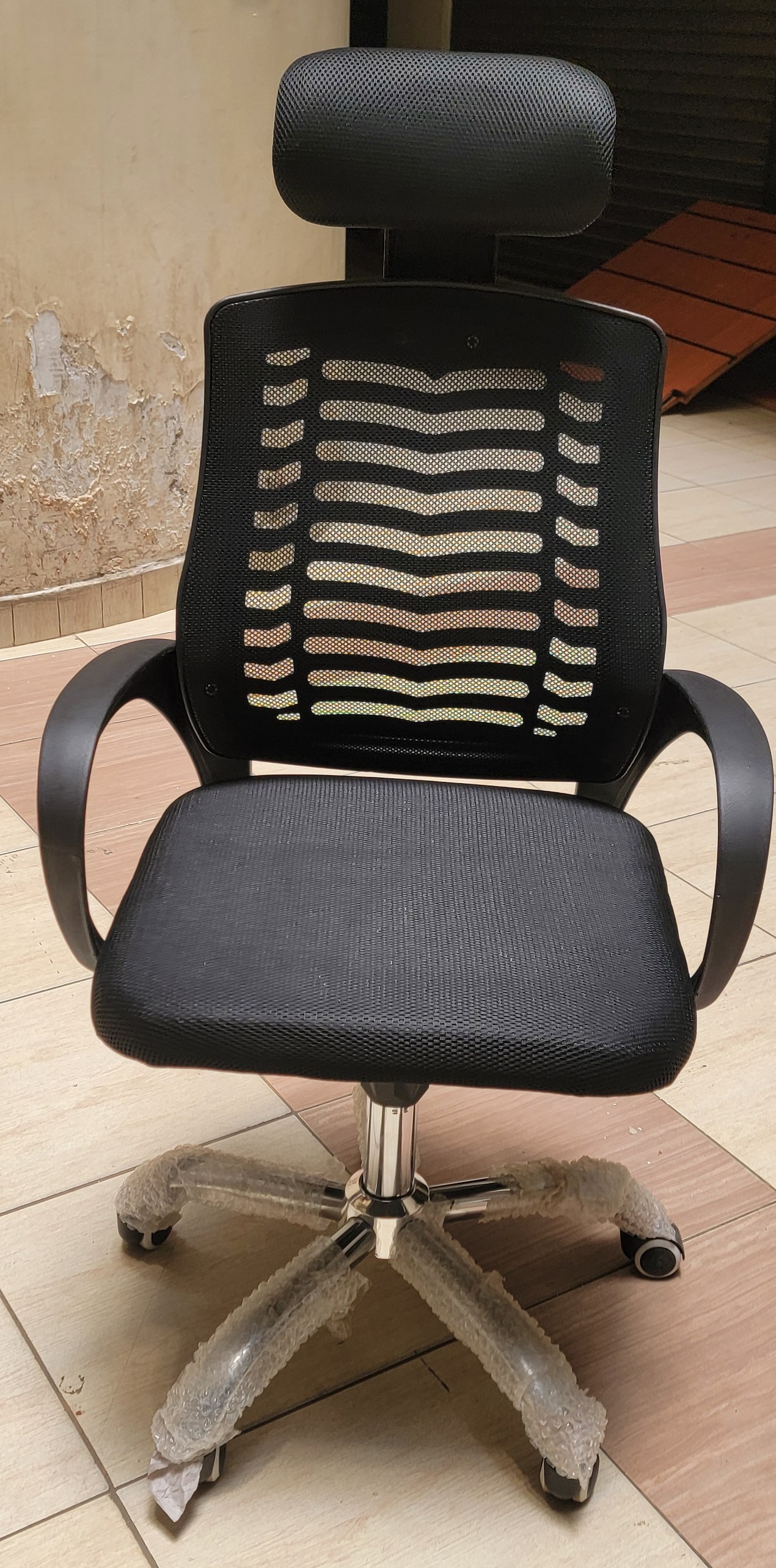 Secretarial mesh Office Chair with Headrest