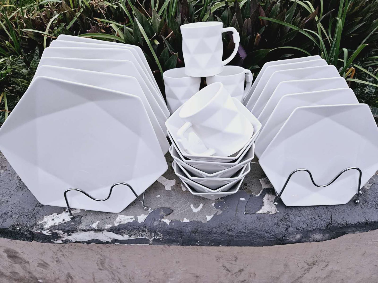 24 pcs hexagonal  dinner set