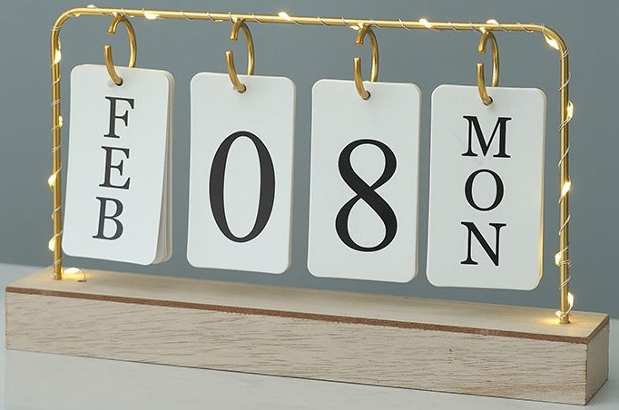 Desktop Calendar With Light