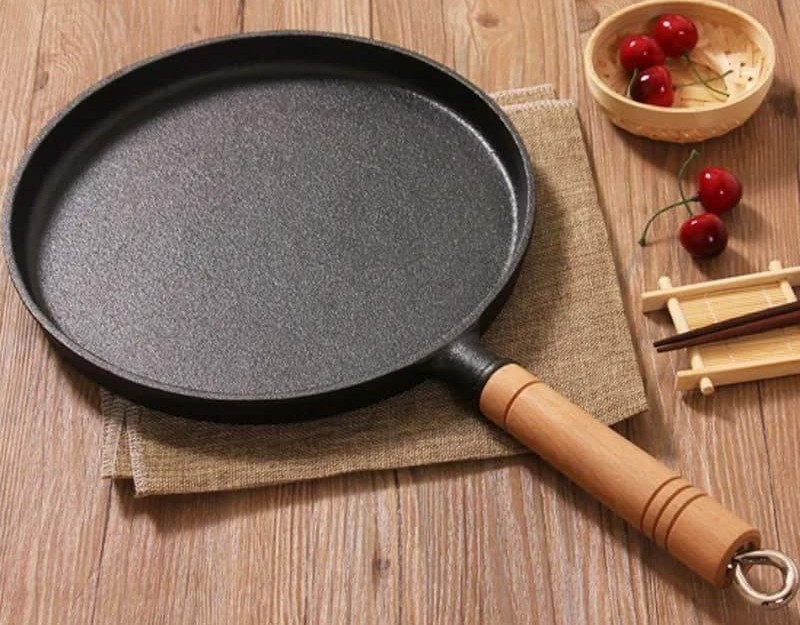 Thickened cast iron chapati pan