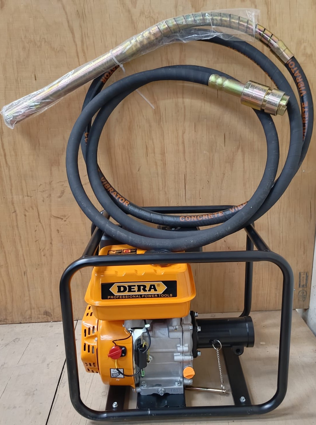 Dera Concrete Vibrator – Electric Compactor