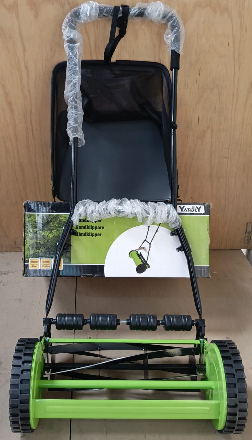 Manual lawn mower 16