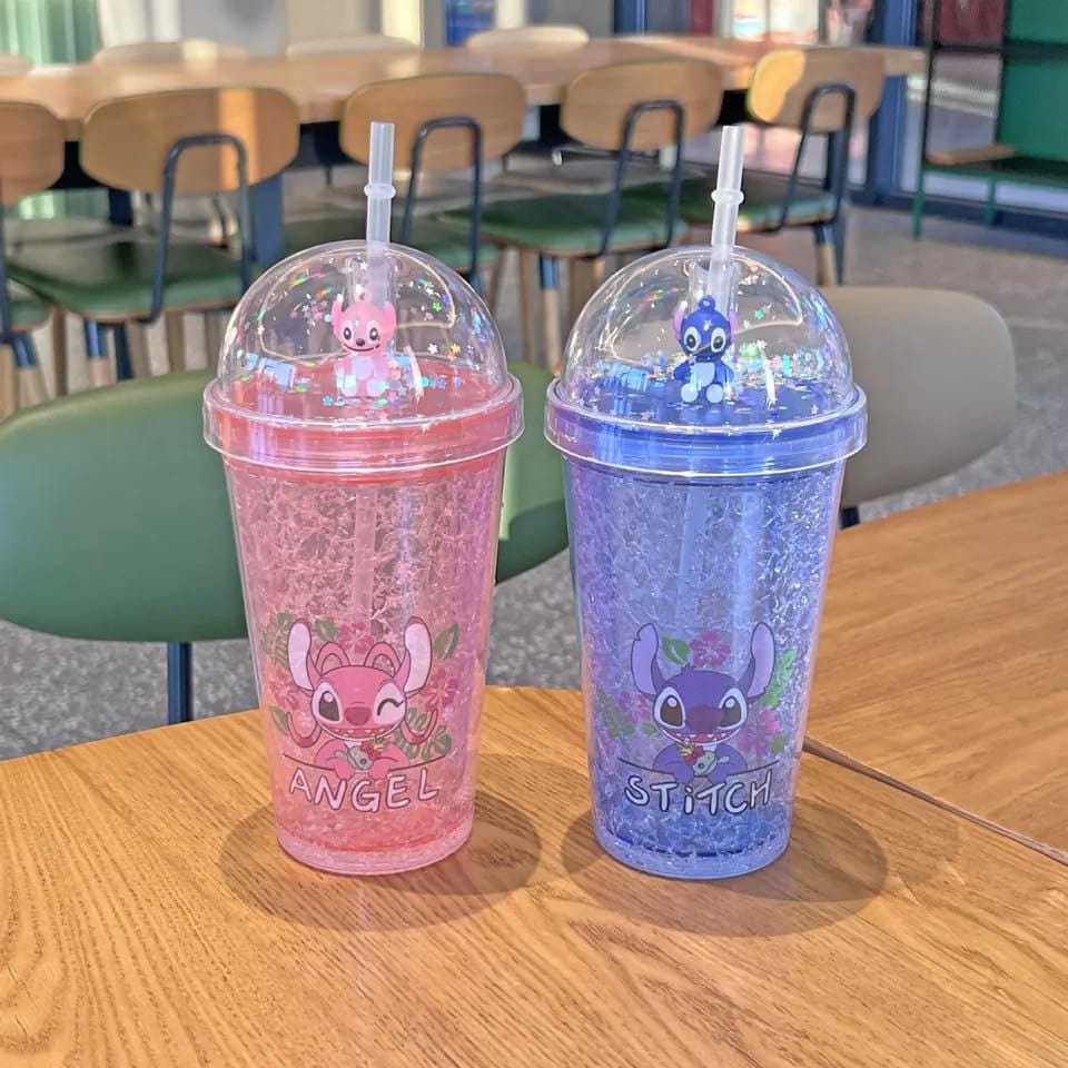 Stitch straw frosted cups