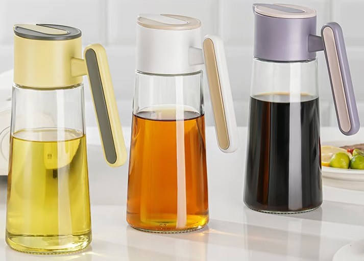 Glass oil dispenser